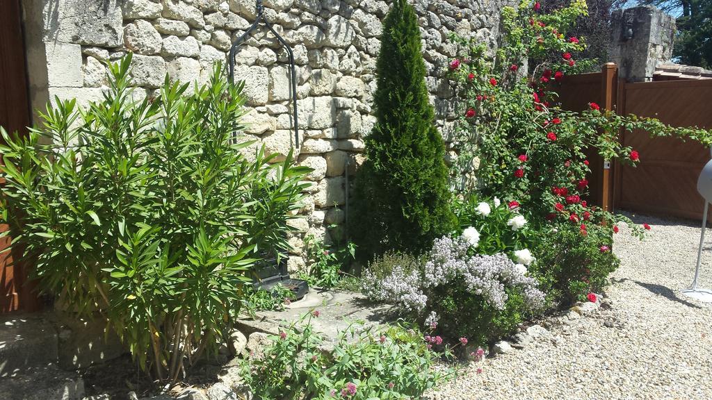 Le Clos Du Presbytere Puisseguin Стая снимка